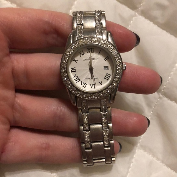 Watch - Picture 1 of 2